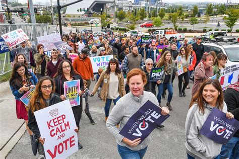  De Verkiezingen van 2017; Een Overwinning voor de Jongeren en een Kritiek op het Oudere Systeem